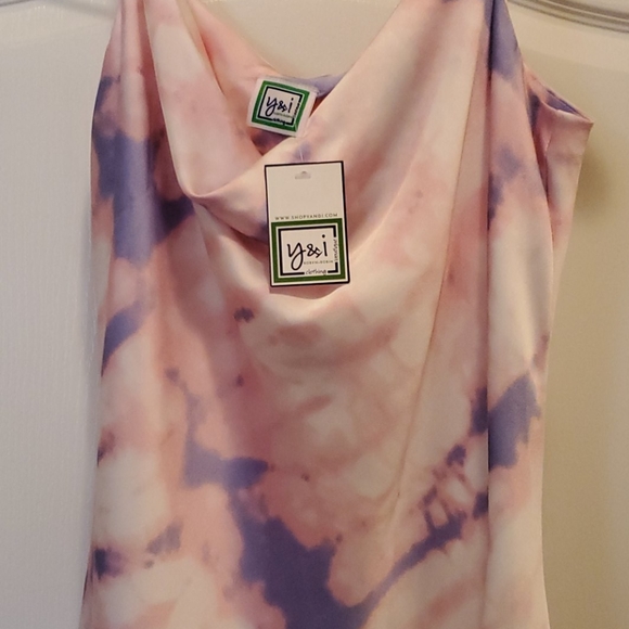 Dress - Picture 3 of 4